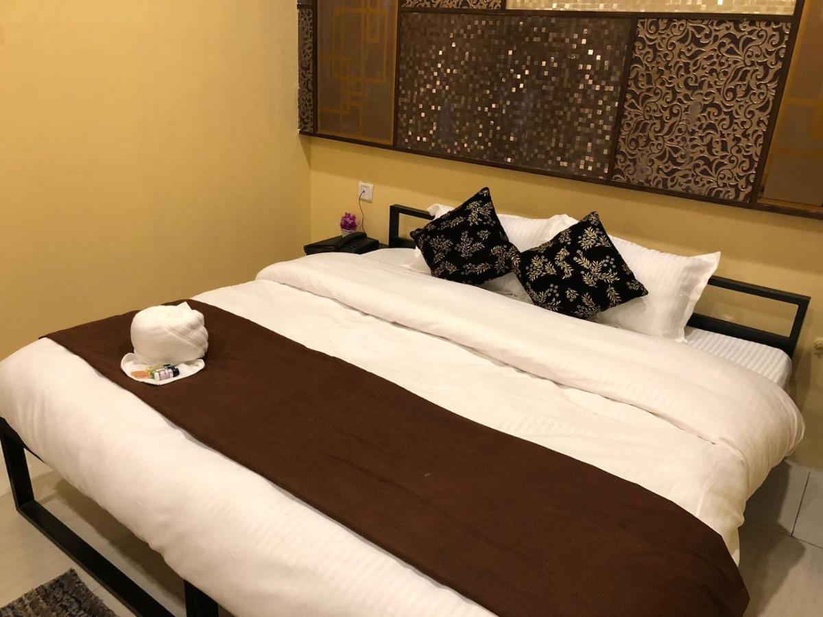 The Madaar House Hotell Varanasi Eksteriør bilde